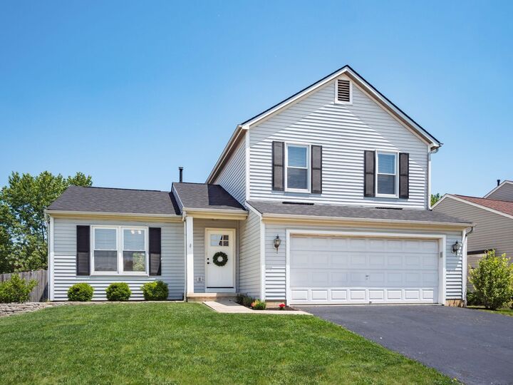 Property Photo:  1087 Tenagra Way  OH 43228 