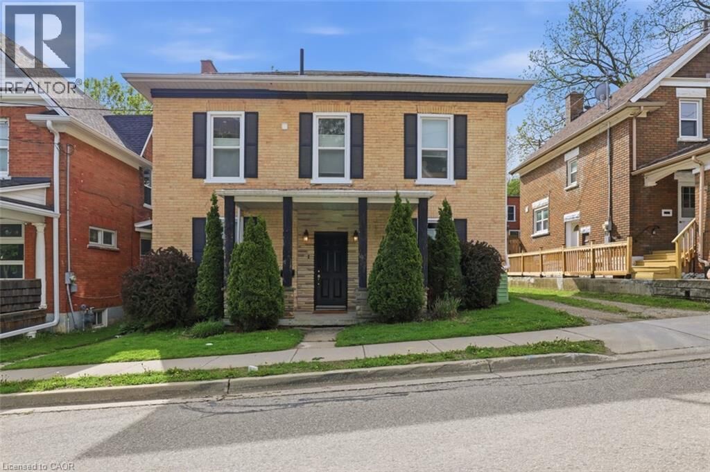 Property Photo:  53 South Eby Street South  ON N2G 3K9 