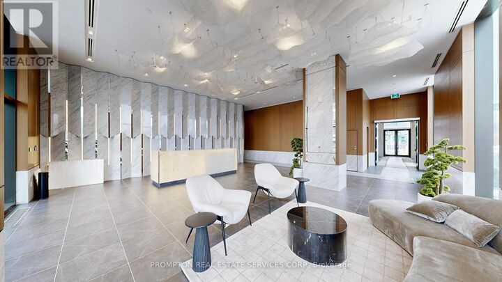 Property Photo:  75 Billes Heights 1110  ON M2K 0J8 