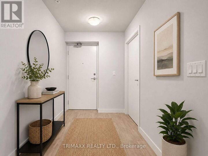 Property Photo:  318 Spruce Street 2102  ON N2L 0E9 