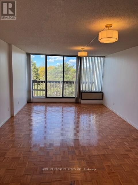 Property Photo:  10 Fashion Roseway 507  ON M2N 6B6 
