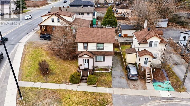 Property Photo:  10 Keziah Court  ON P3B 2T6 