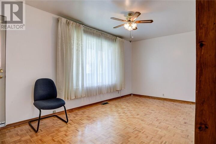 Property Photo:  84 Victor  ON P3B 3R2 