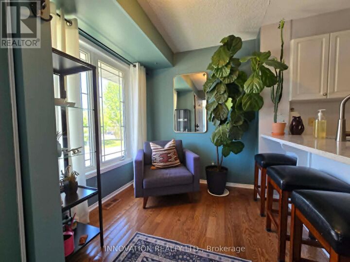 Property Photo: 466 Hillsboro Private ON K2M 3A7