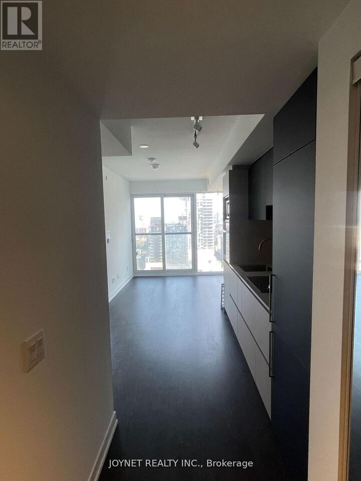 Property Photo: 319 Jarvis Street 2216 ON M5B 0C8