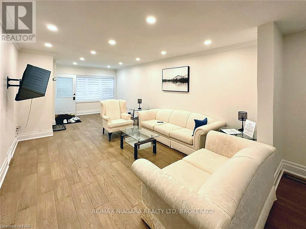 Property Photo:  6422 Ker Street  ON L2G 1X8 
