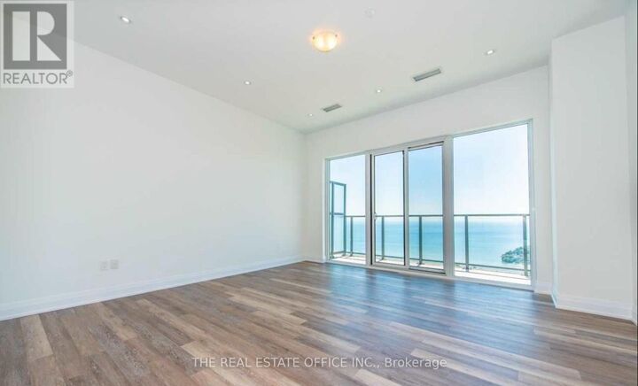Property Photo: 30 Shore Breeze Drive 6601 ON M8V 1A1