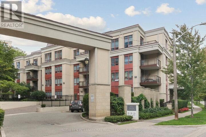 Property Photo:  15 Rean Drive 102  ON M2K 0A7 