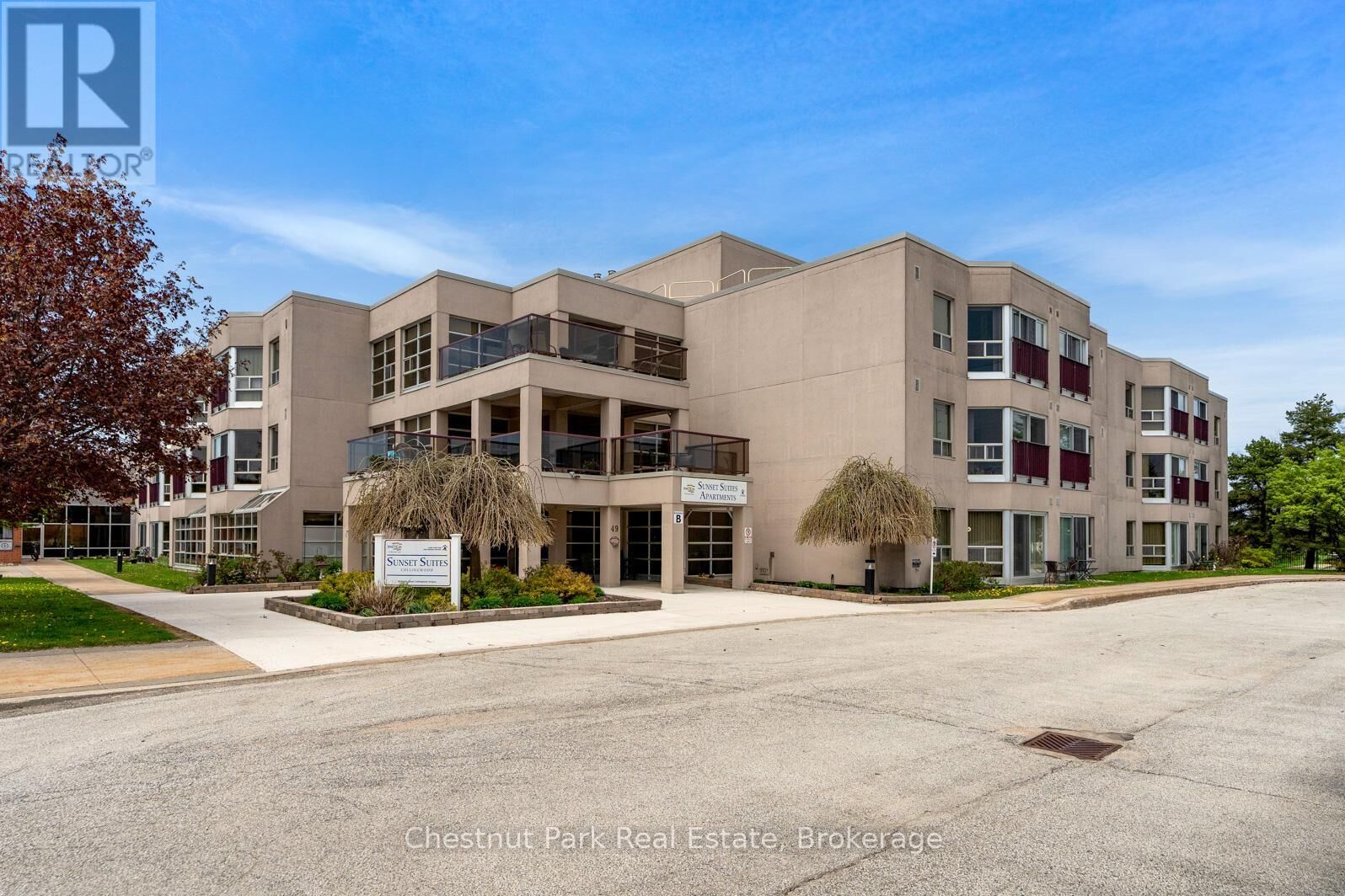Property Photo:  49 Raglan Street 204  ON L9Y 4X1 