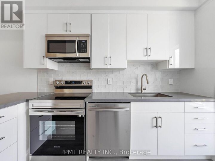 Property Photo:  531 Delaware Avenue North 1fm  ON M6H 2V3 