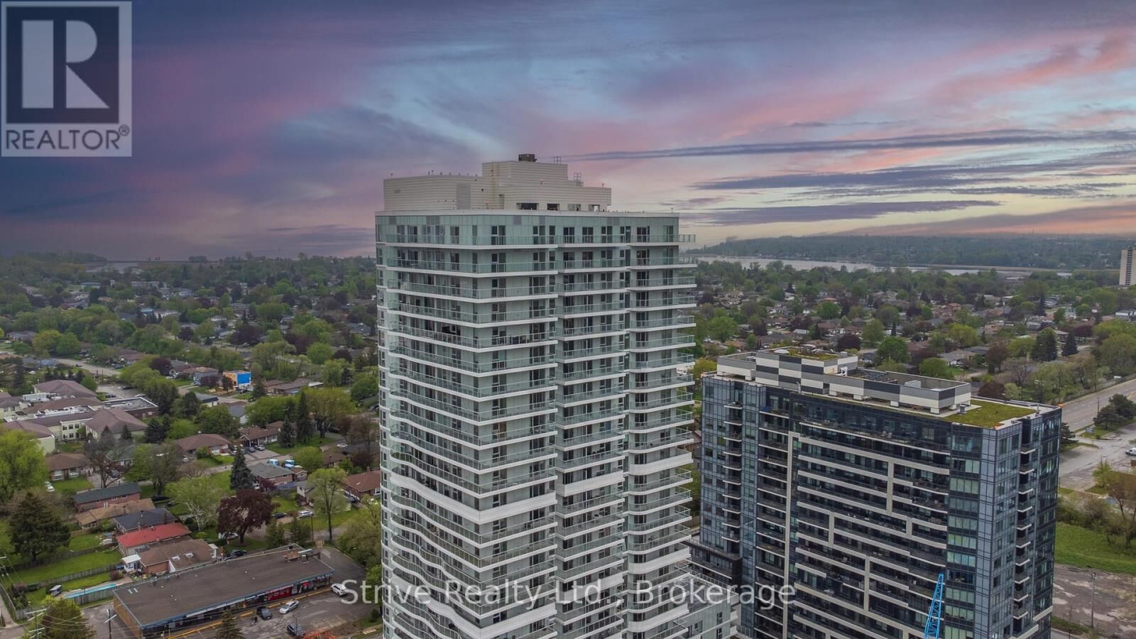 Property Photo:  1010 Sandy Beach Road 1908  ON L1W 0C7 