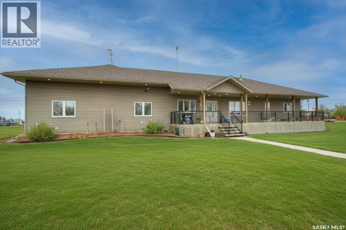 Property Photo:  91 1st Street E  SK S0L 0G0 