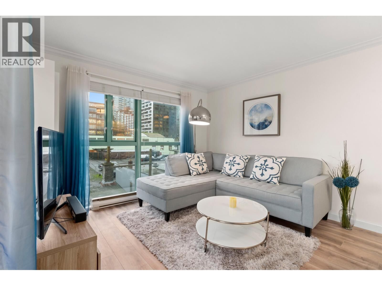 Property Photo: 907 Beach Avenue 506 BC V6Z 2R3