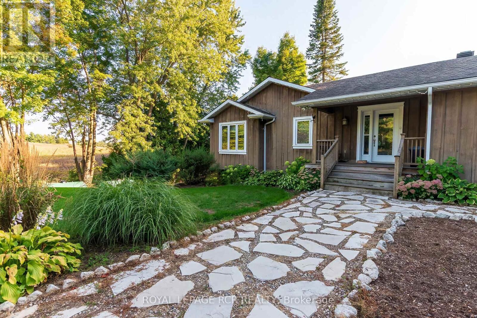 Property Photo: 20294 Willoughby Road ON L7K 1V2