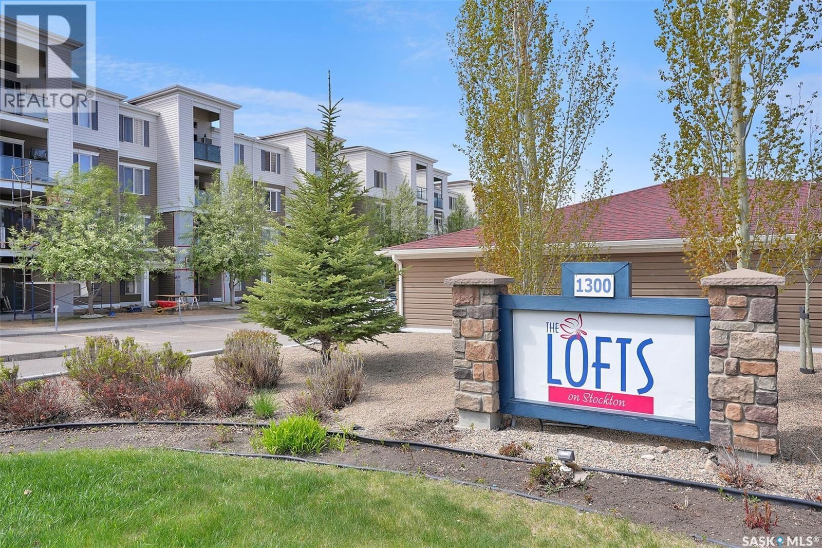 Property Photo:  310 E 1300 Stockton Street N  SK S4X 0G1 