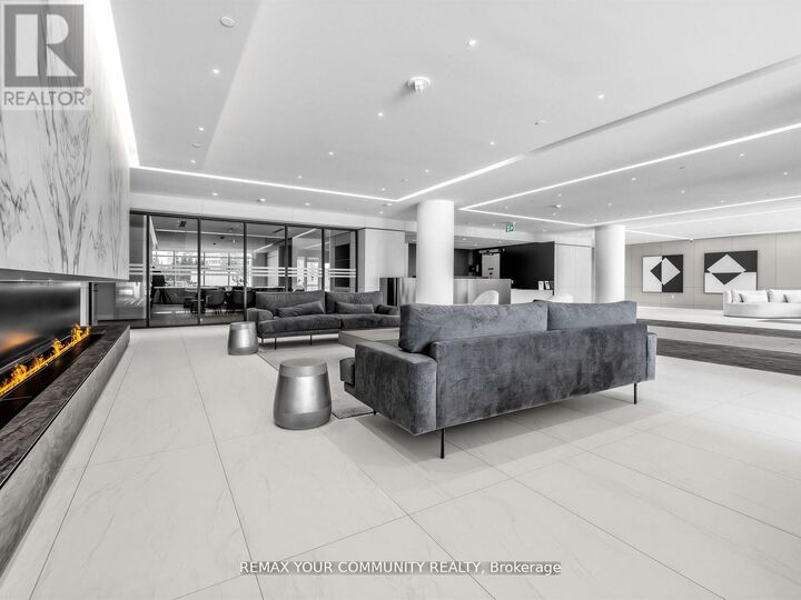 Property Photo:  30 Upper Mall Way 1510  ON L4J 4P8 
