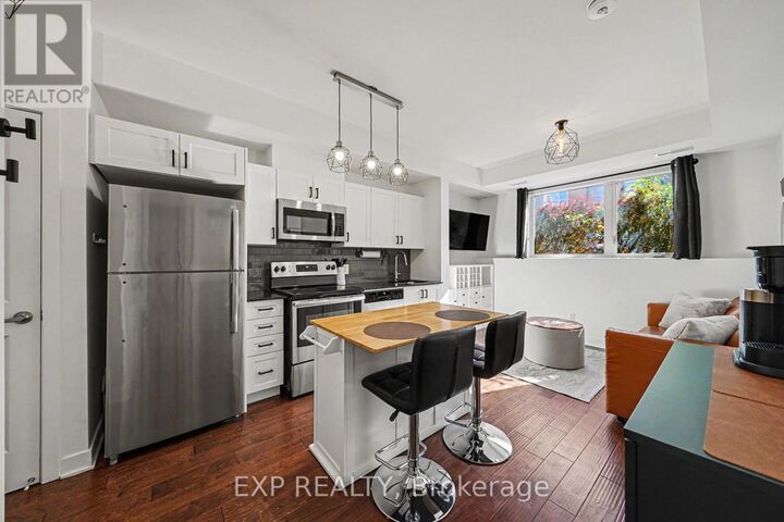 Property Photo:  315 Terravita Private L06  ON K1V 2S1 