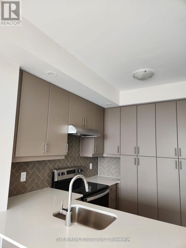 Property Photo: 3200 William Coltson Avenue 319 ON L6H 7W6