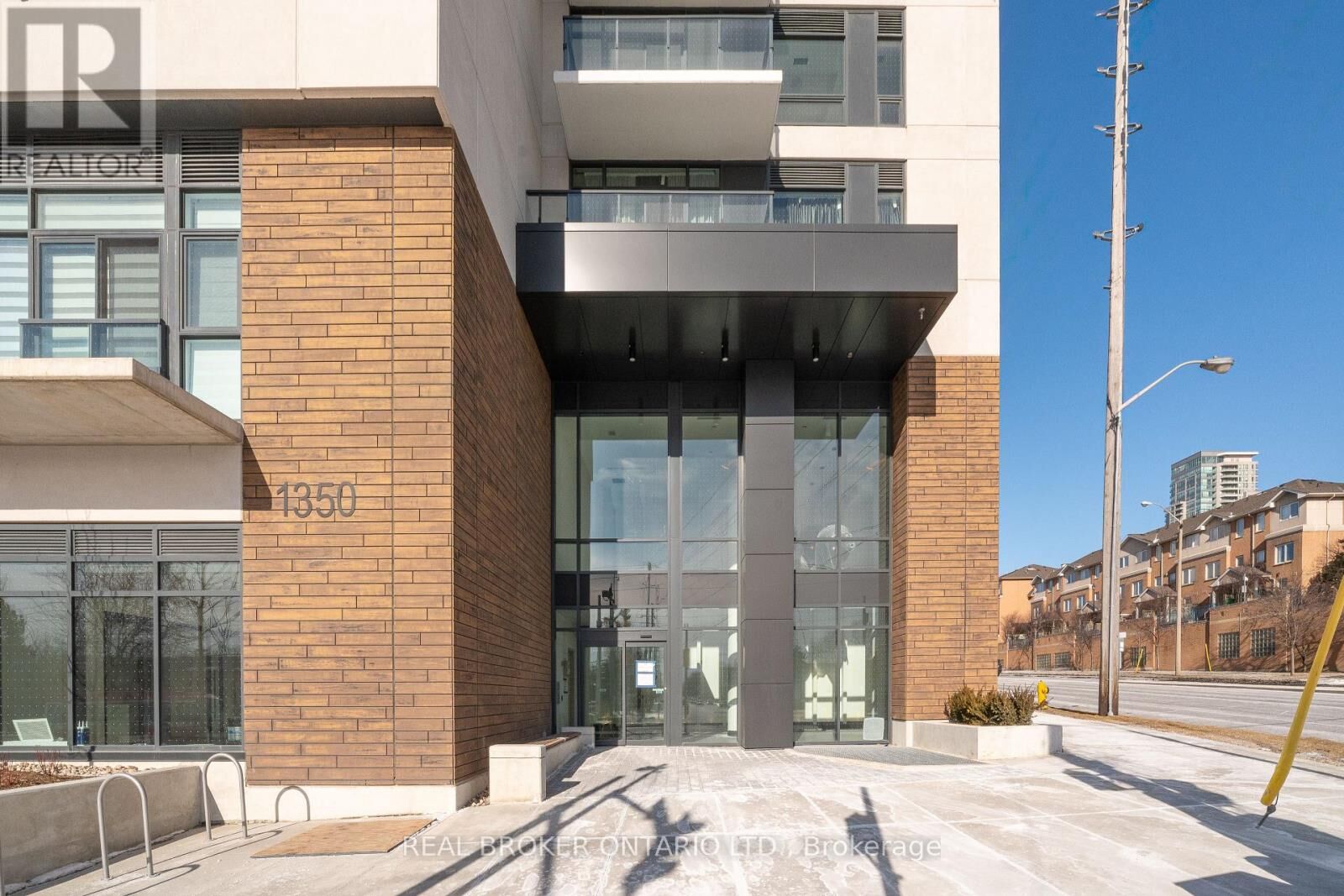 Property Photo:  1350 Ellesmere Road 327  ON M1P 2X9 