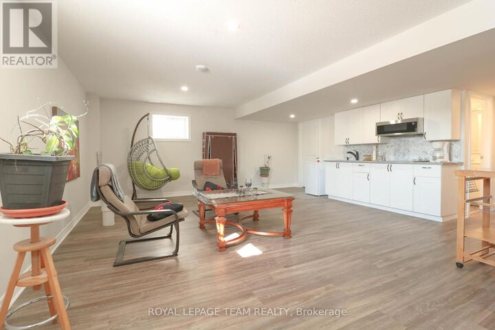 Property Photo:  626 Albion Falls Drive  ON K2J 6P9 