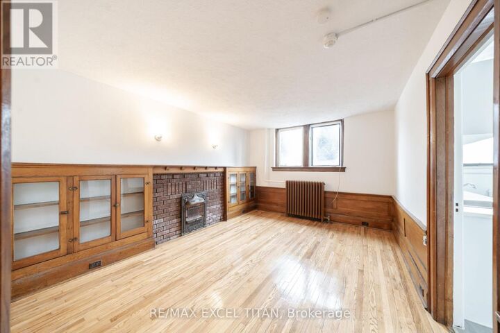 Property Photo:  12 Kingston Road 65  ON M4L 1S5 