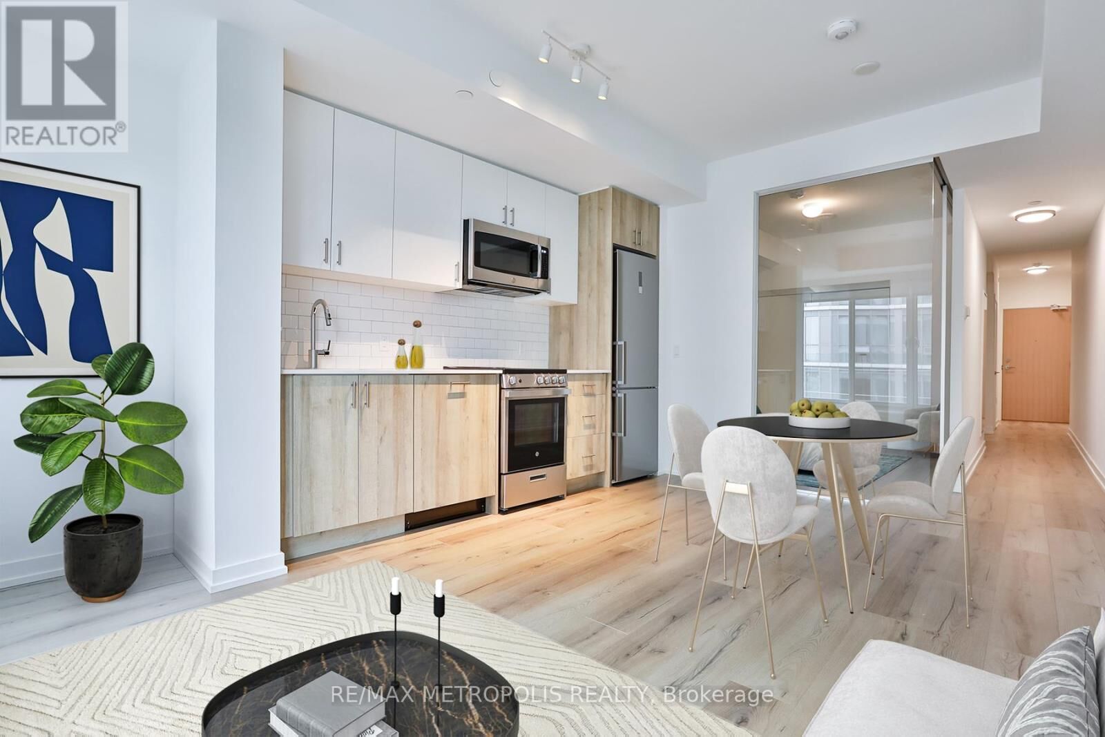 Property Photo: 1195 The Queensway 412 ON M8Z 0H1