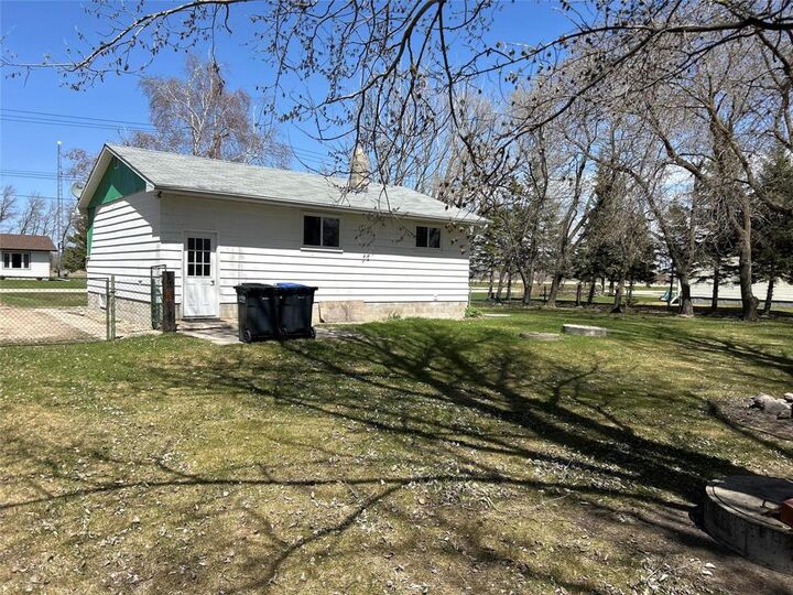 Property Photo: 361 Jordan Street East MB R0J 1P0