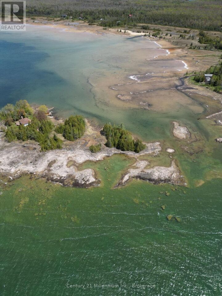 Photo de la propriété:  45A & 45B Island  ON N0H 2T0 