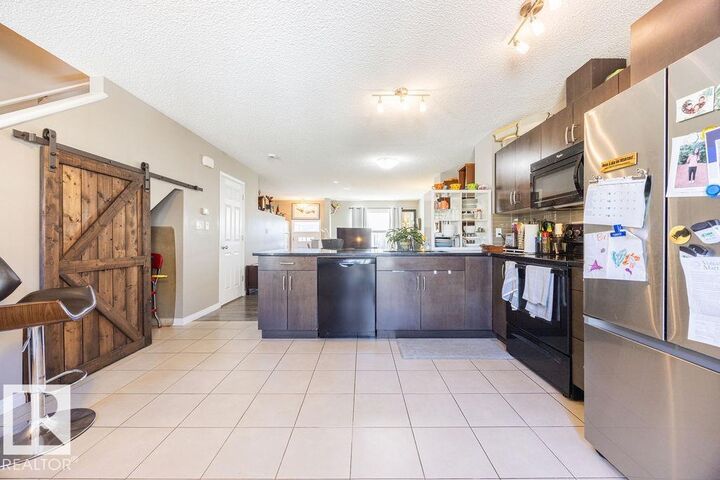 Property Photo:  1030 Chappelle Boulevard SW 19  AB T6W 2K7 