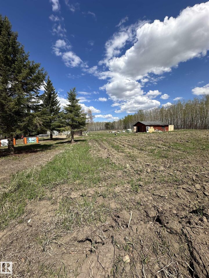 Property Photo:  #41 59419 Rge Rd 240  AB T0G 0P0 