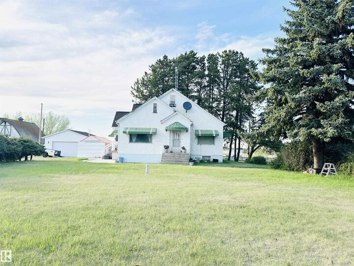 Property Photo: 241004 Hwy 13 AB T9A 2G2