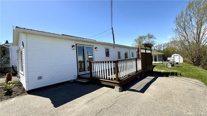 Property Photo: 902 Boulevard Des Acadiens NB E1W 1H6