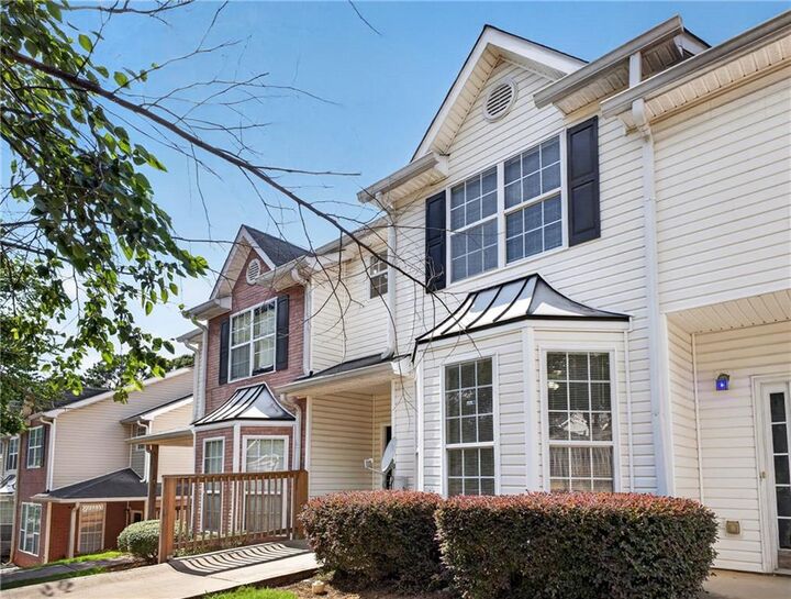 Property Photo: 1471 Riverrock Trail GA 30296