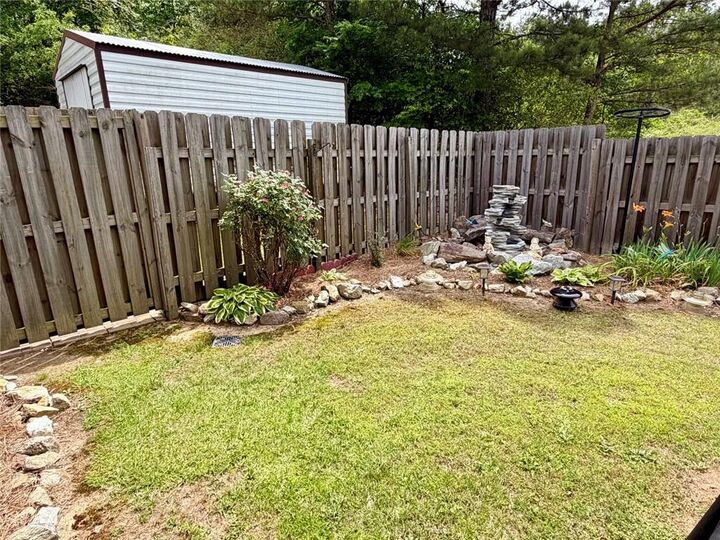 Property Photo:  250 Taylor Court  GA 30180 