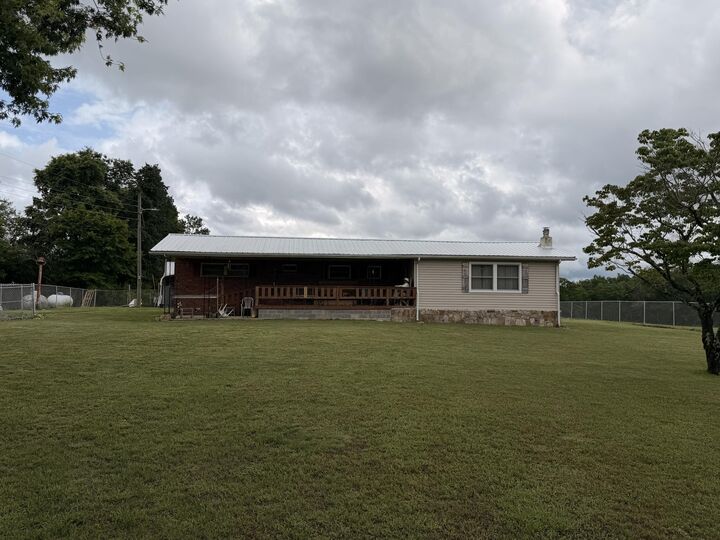 Property Photo:  2524 Young Road  TN 37379 