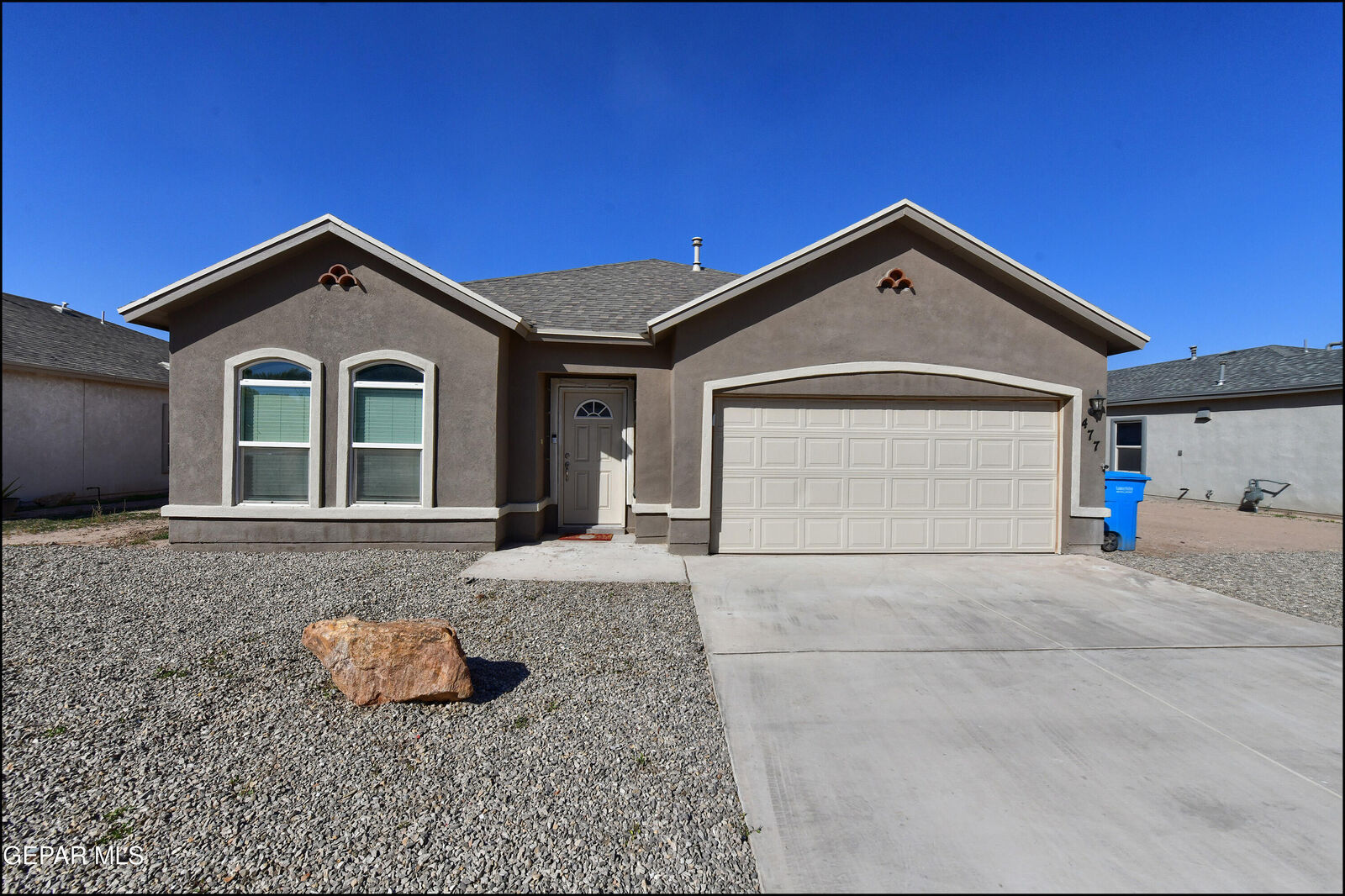 Property Photo:  477 Deserts Drive  TX 79927 