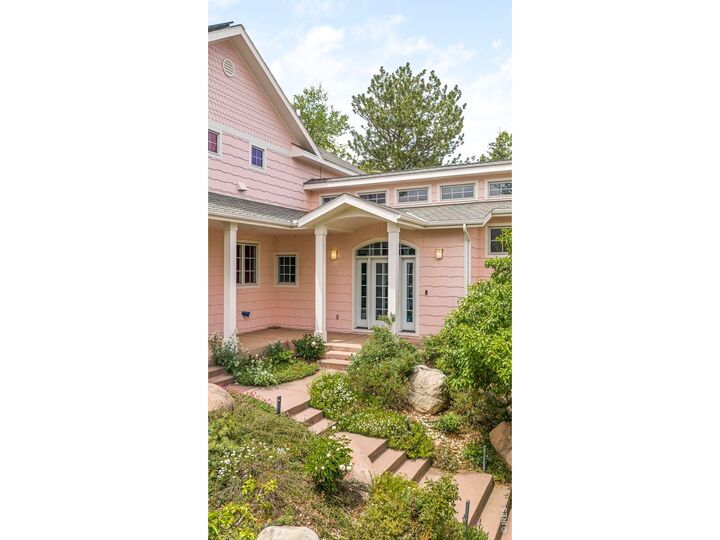 Property Photo: 3917 Orchard Ct CO 80304
