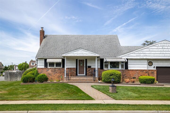 Property Photo:  3960 Wellwood Road  NY 11783 