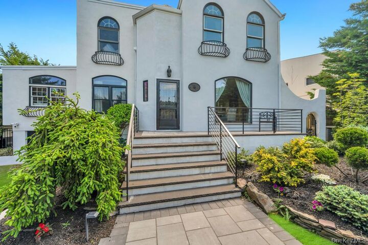 Property Photo: 357 Wynsum Avenue NY 11566