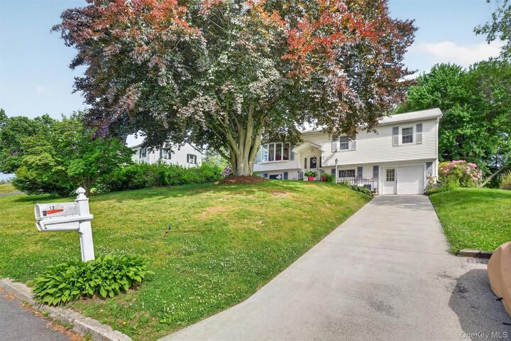 Property Photo:  12 Dwyer Lane  NY 12590 