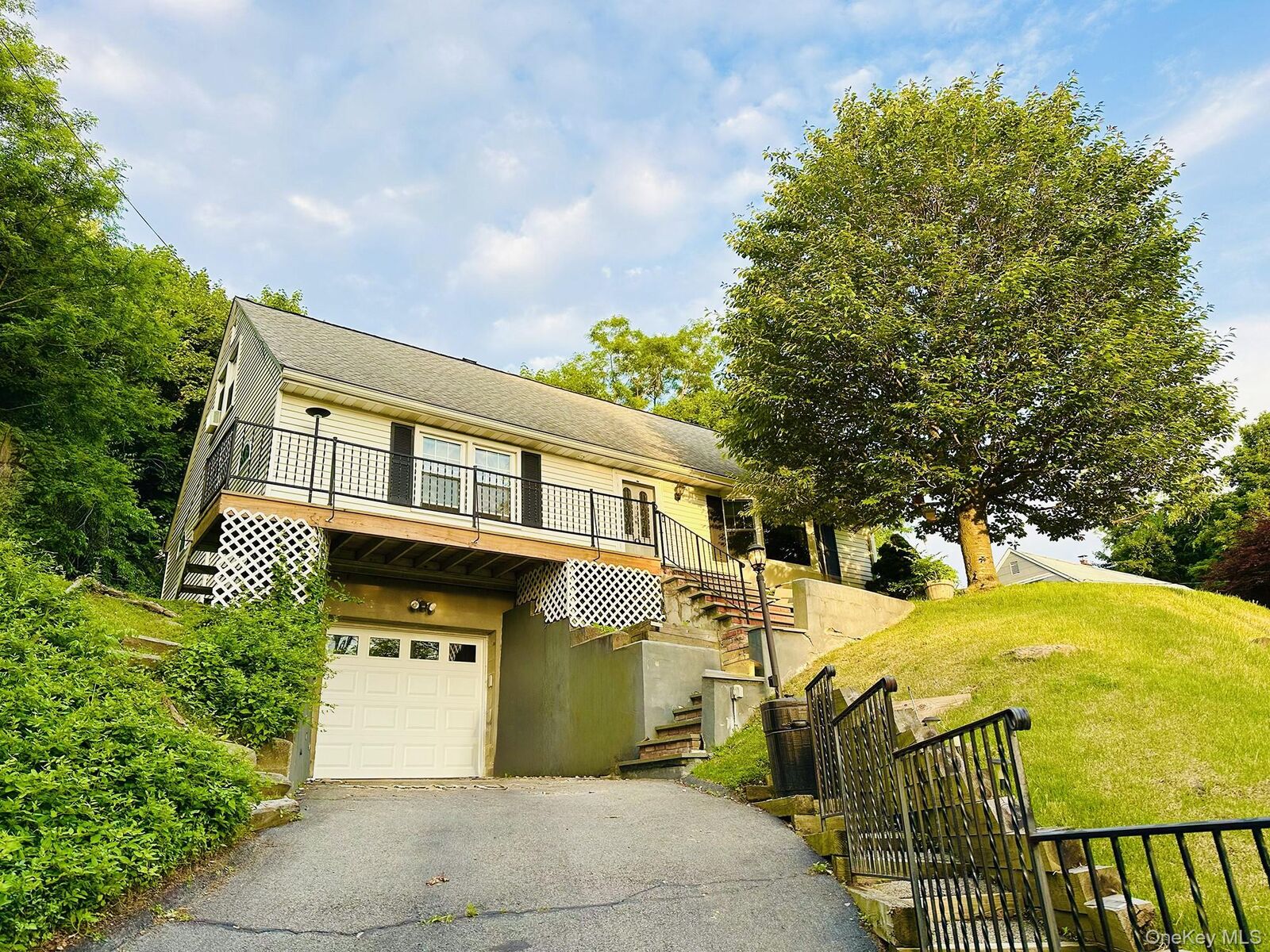 Property Photo: 5 Meadowbrook Drive NY 10562