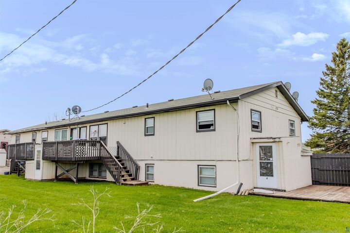 Property Photo:  2406 Hill Ave  WI 54880 