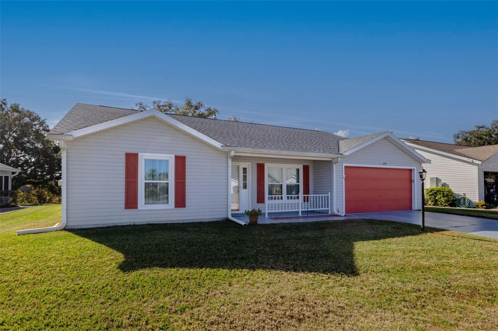 Property Photo: 25049 Navel Avenue FL 34748