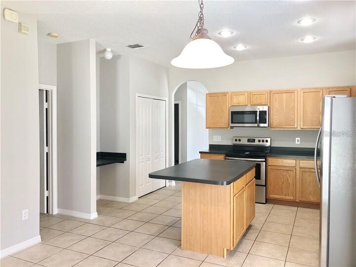 Property Photo:  112 Belgian Way  FL 32773 