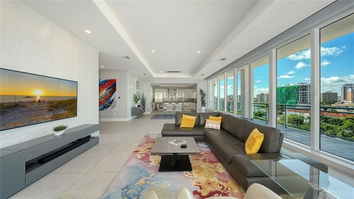 Property Photo: 540 N Tamiami Trail 804 FL 34236