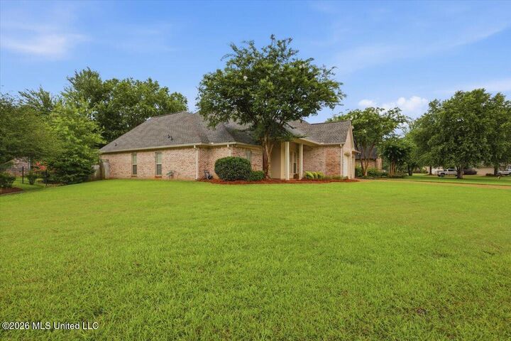 Property Photo:  143 Sonnett Circle  MS 39110 