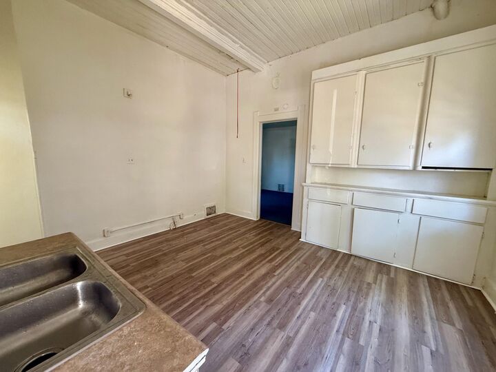 Property Photo:  2429 W Mitchell St  WI 53204 