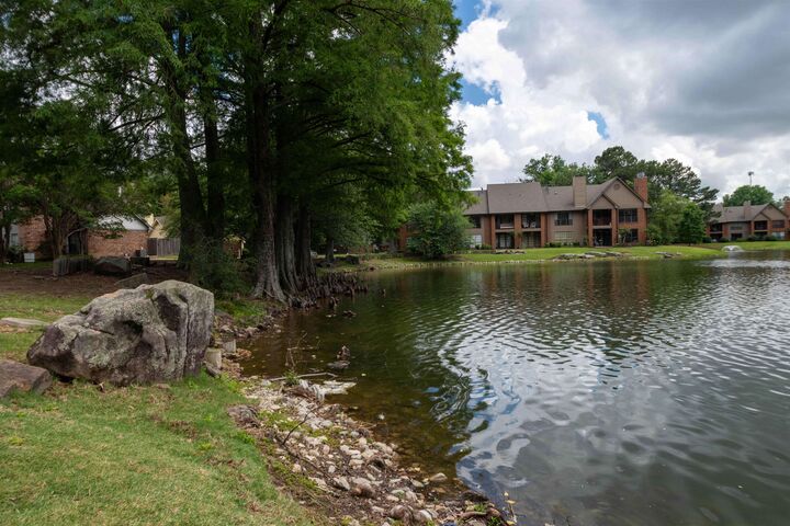 Property Photo:  6680 Pondview Cv  TN 38119 