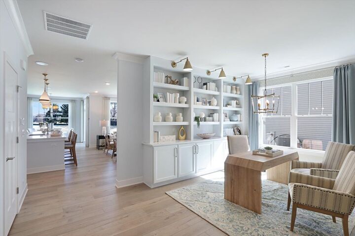 Property Photo:  