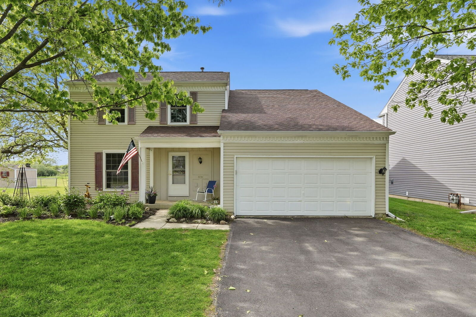 Property Photo: 3128 Portland Court IL 60504